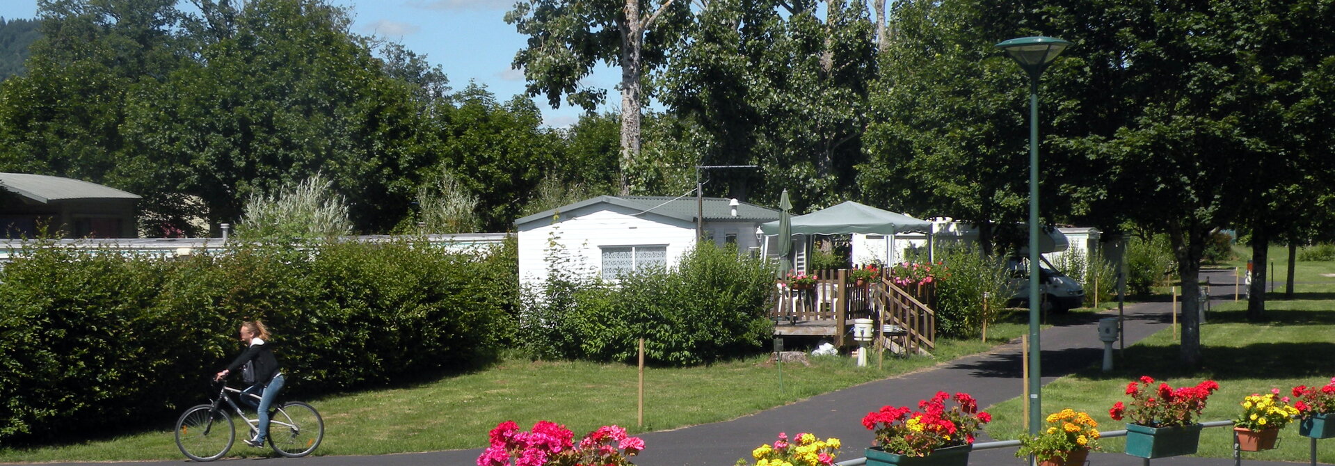 Locations du Camping Val de Cère (Polminhac)